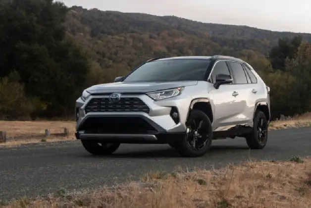 Топ надійних авто для безпечних подорожей
